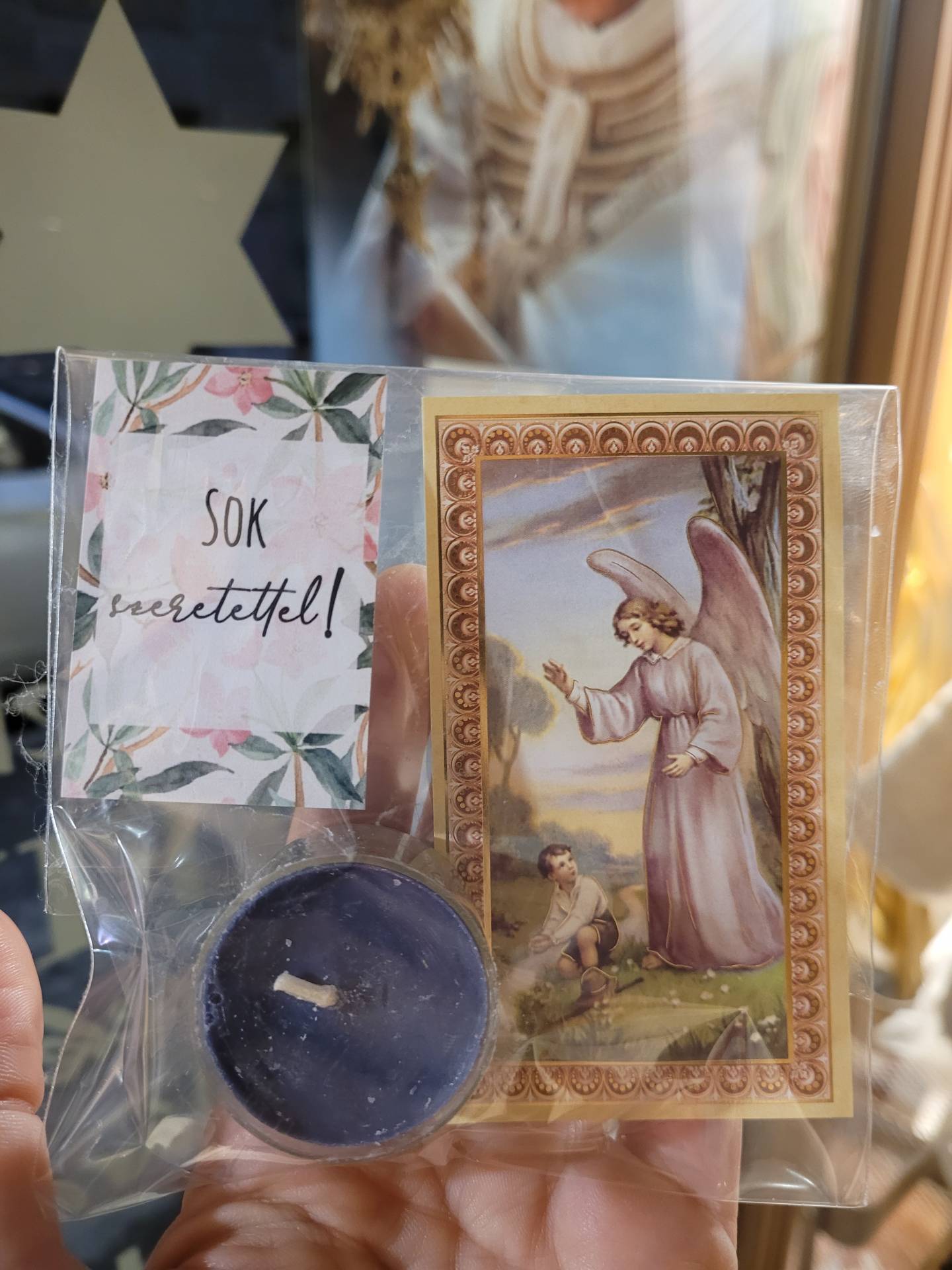KISFIÚ KERESZTELŐJÉRE A MEGHIVOTTAKNAK AJÁNDÉK 