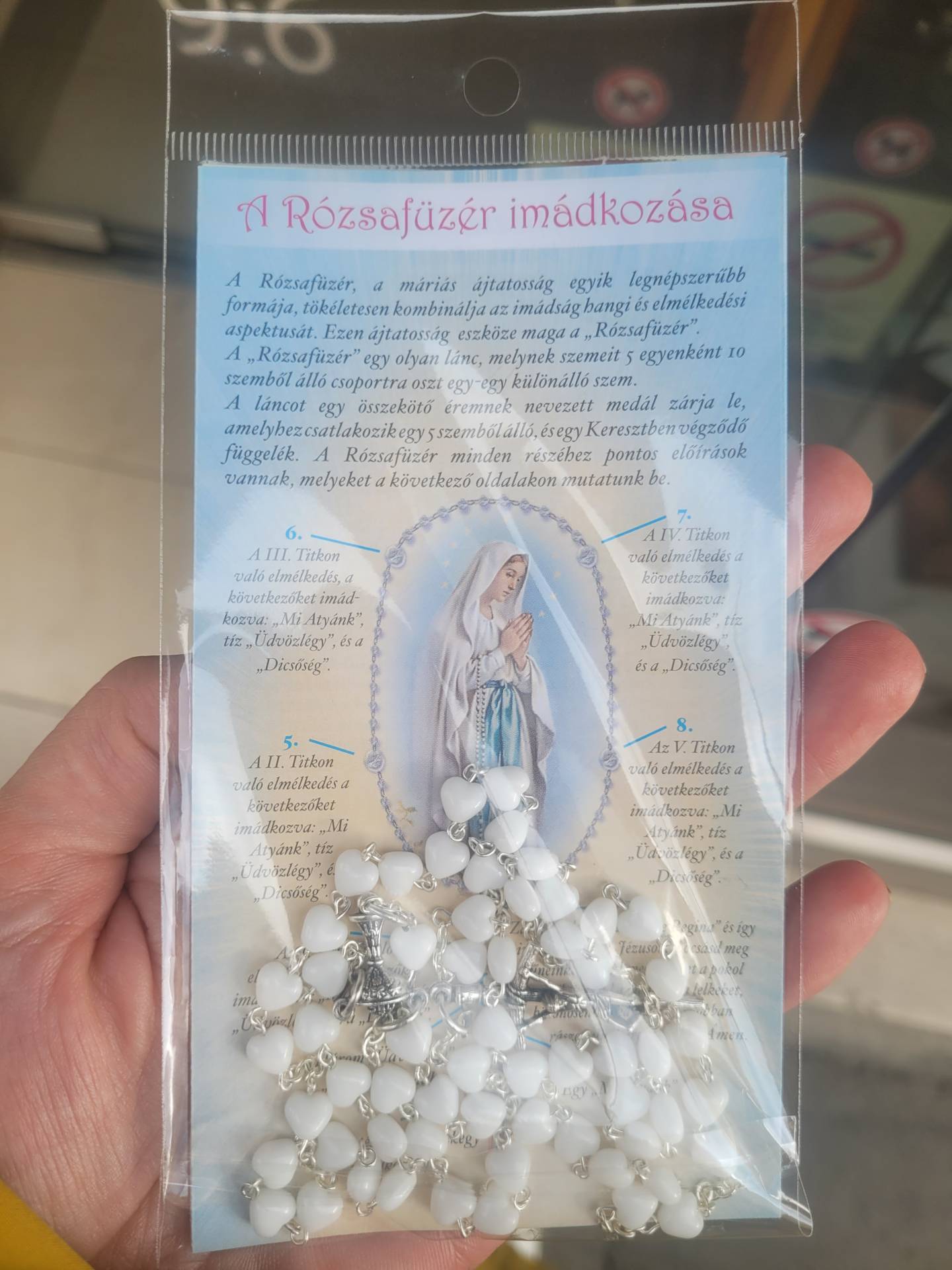 Rózsafüzér imádkozását segitő lap+imákkal+rózsafüzér 
