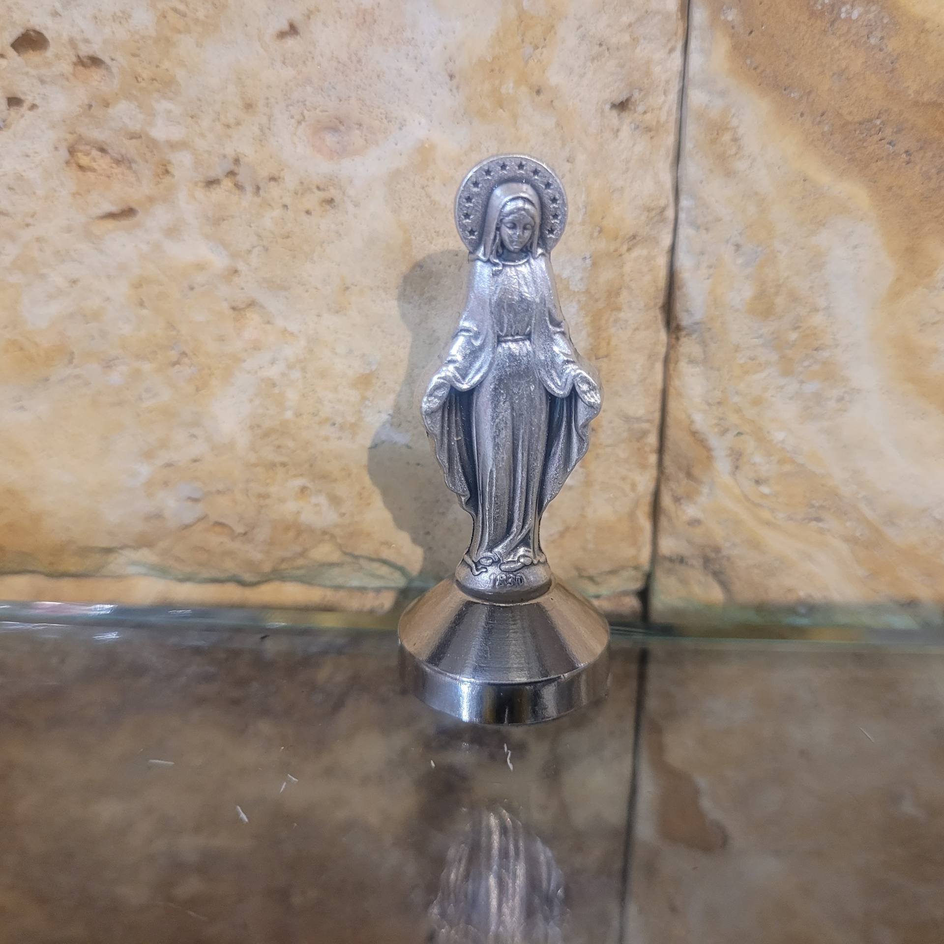 Segitő Szűzanya szobor 6cm / Gyerekszobába,ajándékba,Stb../ 