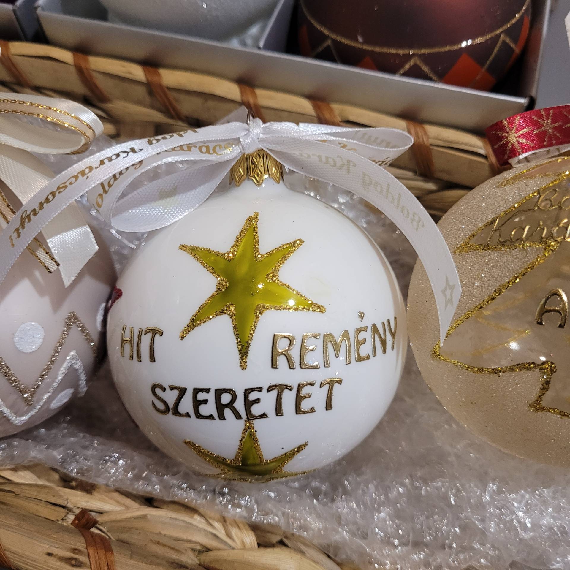 HÁROM ISTENI REMÉNY : HIT+ REMÉNY SZERETET 