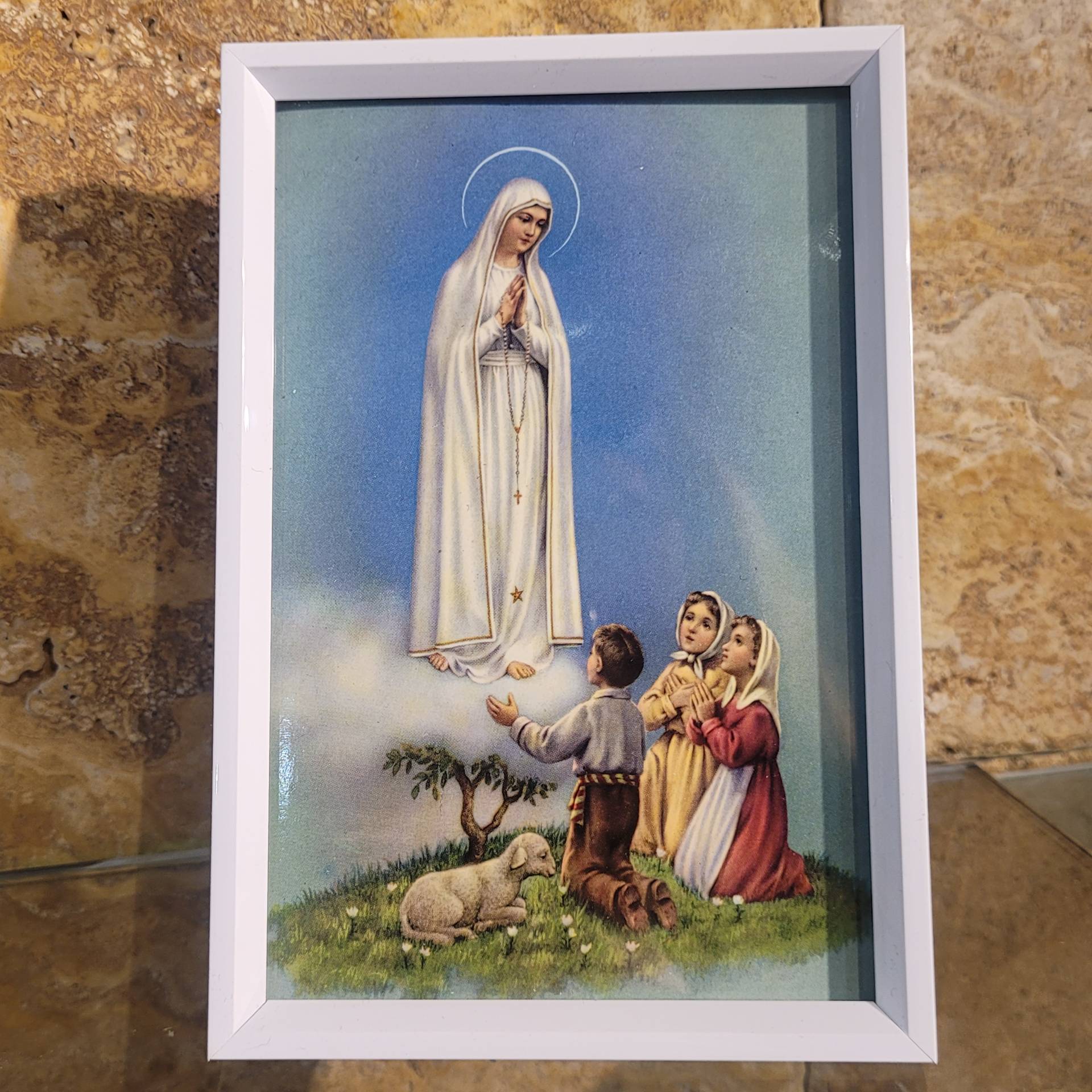 Gyerekszobába  Fatimai Szűzanya gyerekekkel / KÉRJÜK MEGÁLDATNI A TEMPLOMBAN/ 