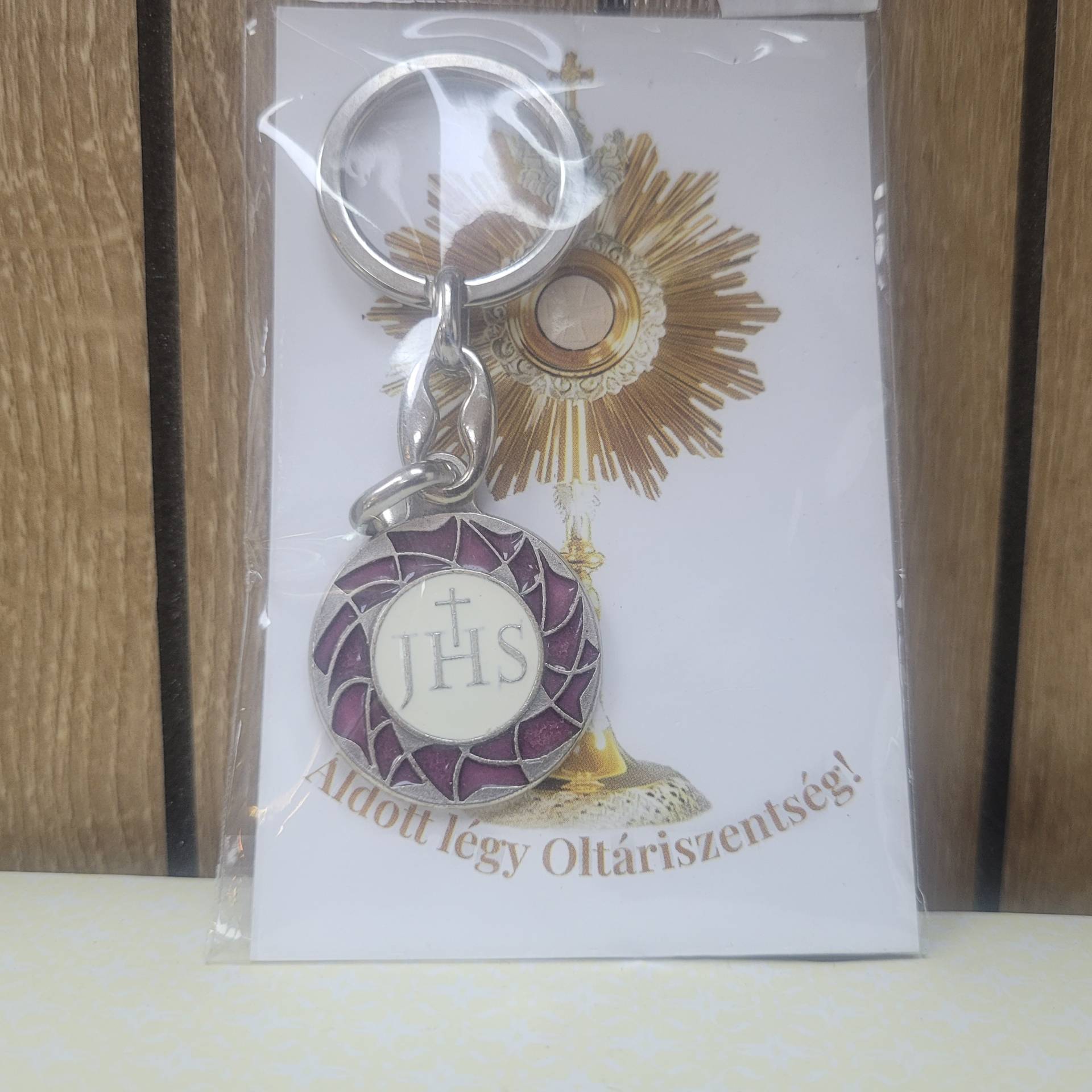 Elsőáldozók részére Ostyás kulcstartó+ Szentkép imával 