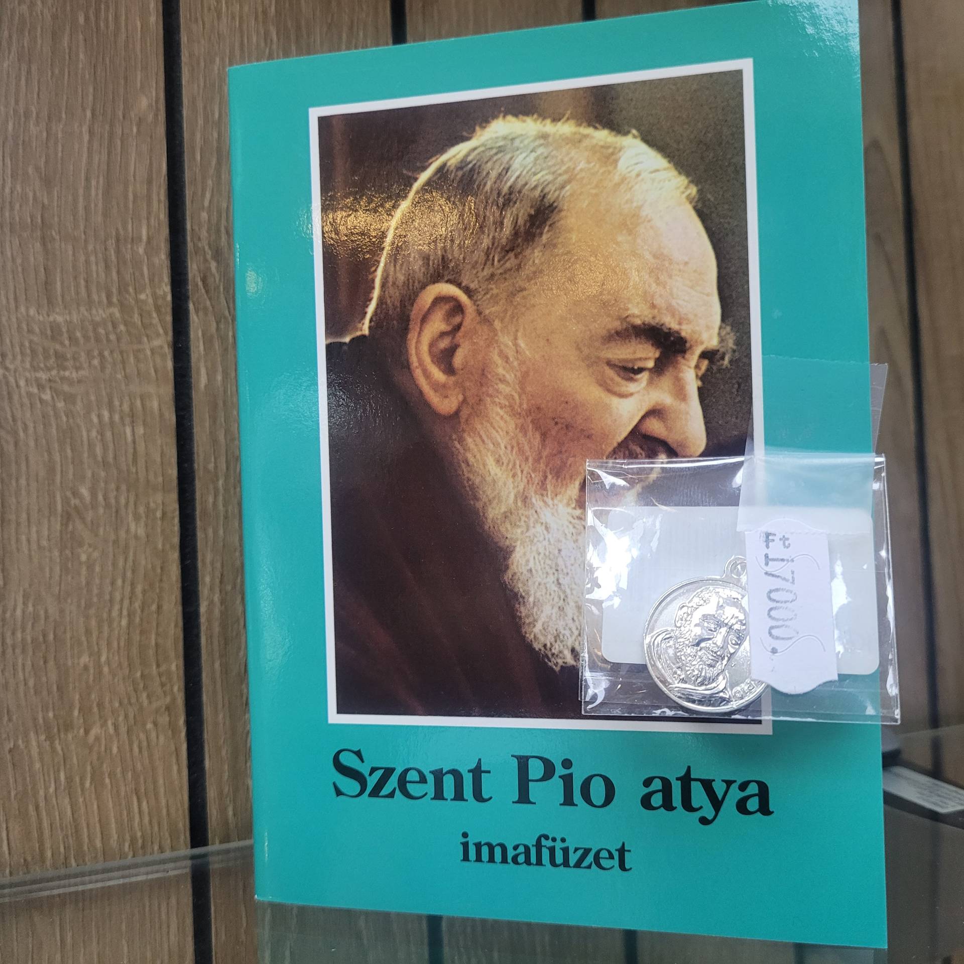 Szent Pió atya imafüzet+2cm Ezüst medál 